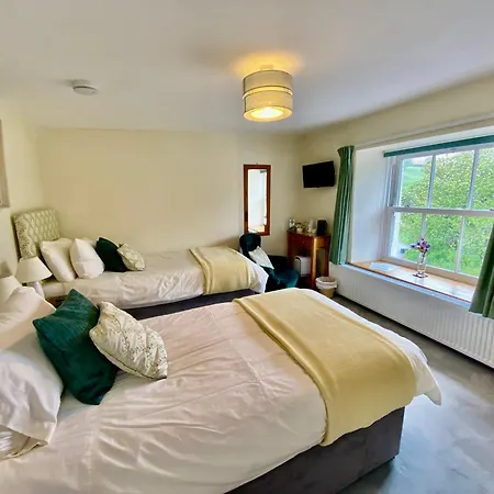 Lynwood House Bed & Breakfast Tregoney