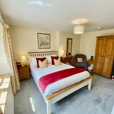 Lynwood House 4* Tregoney